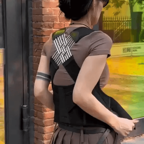 Antes de que hables, tu postura ya habló por ti